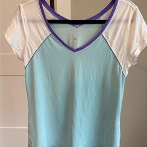 Lululemon V-Neck Colorblock Athletic Top size 12 - EUC